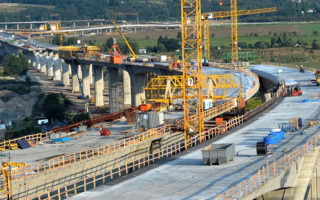 从规划到现实:运输项目的交付和建设