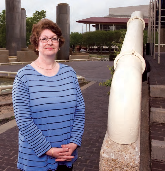 Dannelle（Dani）Belhateche Brmanbet体育滚球aun Intertec环境许可和合规技术总监