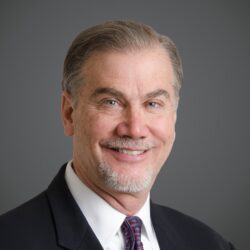 蒂莫西·托尼安（Timothy Tonyan），博士