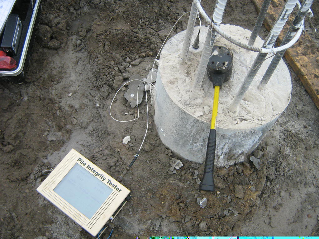 桩完整性测试仪