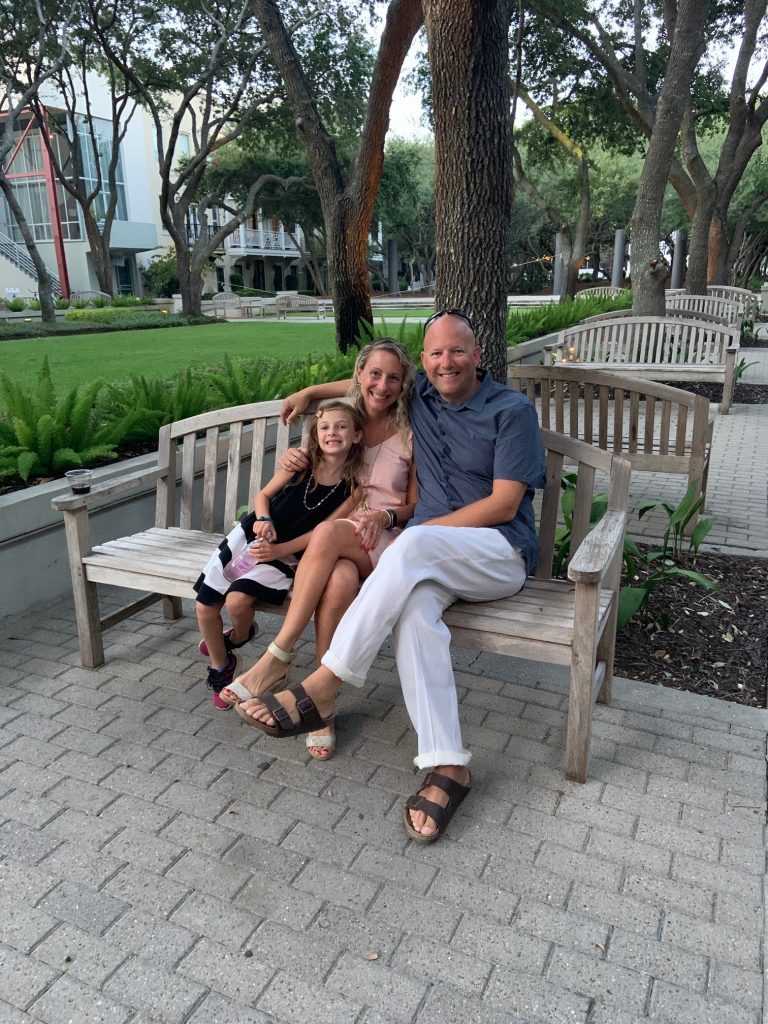 安迪·亚当斯一家