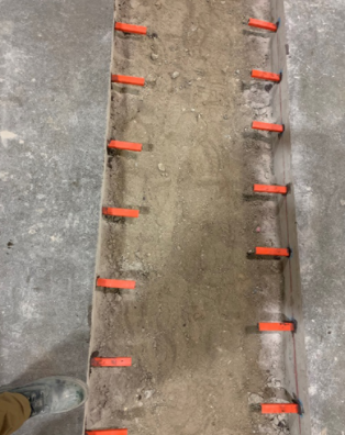 用于新到现有接头施工的带减震夹的方形销子